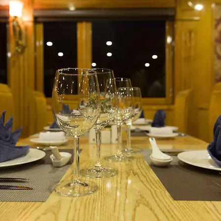 Maya Halong Cruises